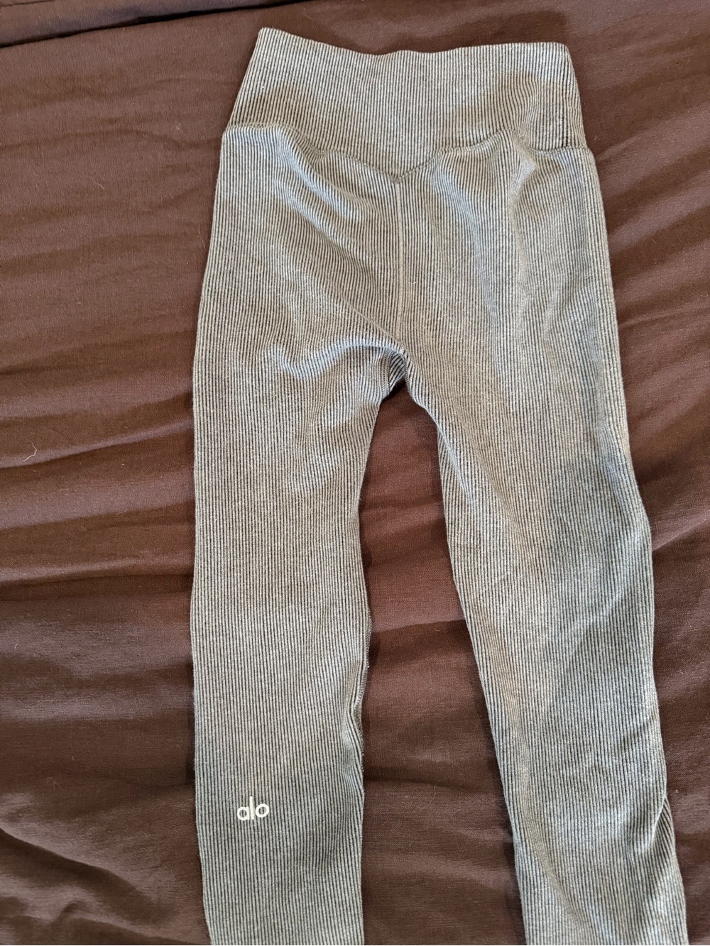 ALO Yoga Kids Ribbed Gray Leggings with Logo